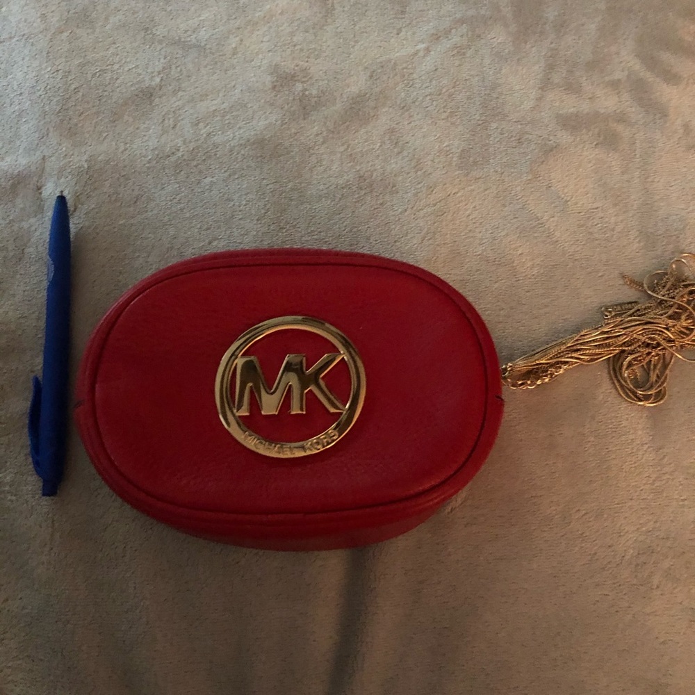 Michael Kors pouch